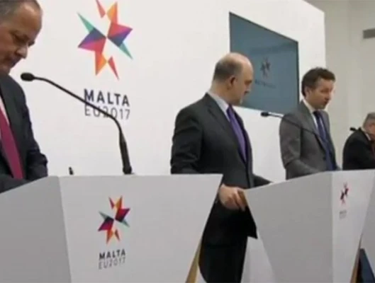 "ΑΝΘΡΑΚΕΣ Ο ΘΗΣΑΥΡΟΣ" ΓΙΑ ΤΙΣ ΣΥΛΛΟΓΙΚΕΣ ΔΙΑΠΡΑΓΜΑΤΕΥΣΕΙΣ. ΝΕΑ ΜΝΗΜΟΝΙΑΚΑ ΜΕΤΡΑ 3,6 ΔΙΣ ΓΙΑ ΜΙΣΘΩΤΟΥΣ ΚΑΙ ΣΥΝΤΑΞΙΟΥΧΟΥΣ