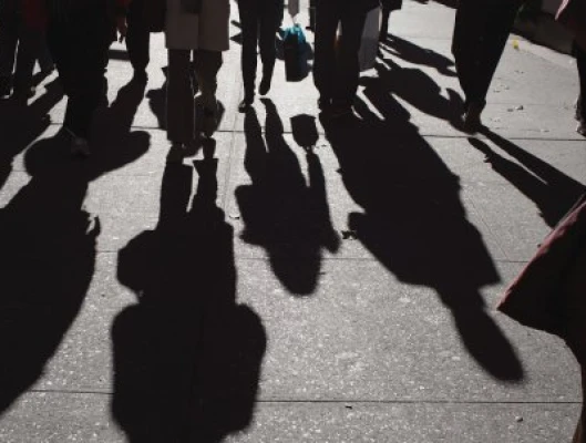 ΟΧΙ ΣΤΗ ΜΕΤΑΠΤΩΣΗ ΤΗΣ ΕΡΓΑΣΙΑΣ ΑΠΟ ΚΟΙΝΩΝΙΚΟ ΛΕΙΤΟΥΡΓΗΜΑ ΣΕ ΑΝΤΙΚΕΙΜΕΝΟ ΕΜΠΟΡΙΑΣ- ΝΑΙ ΣΤΟ ΠΡΟΣΤΙΜΟ ΓΙΑ ΤΗΝ ΑΔΗΛΩΤΗ ΕΡΓΑΣΙΑ ΑΠΟ ΤΟ ΣΥΜΒΟΥΛΙΟ ΕΠΙΚΡΑΤΕΙΑΣ