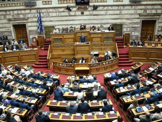 ΓΙΑ ΤΗ ΧΘΕΣΙΝΗ ΤΡΟΠΟΛΟΓΙΑ ΤΗΣ ΚΥΒΕΡΝΗΣΗΣ