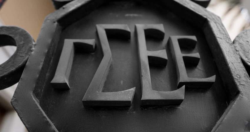 Τα ευρωπαϊκά συνδικάτα πέτυχαν τελικά τη ρύθμιση των εργασιακών δικαιωμάτων στις ψηφιακές πλατφόρμες